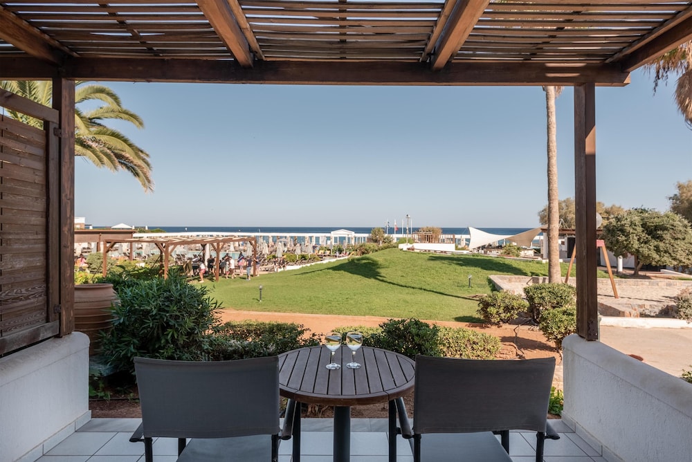 Annabelle Beach Resort - All Inclusive — Beach in Hersonissos