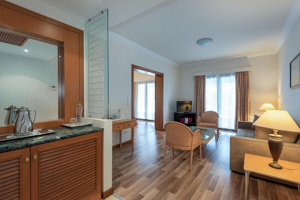 Annabelle Beach Resort - All Inclusive — Hotel rooms in Hersonissos