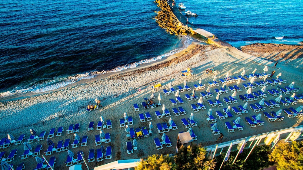 Annabelle Beach Resort - All Inclusive — Beach in Hersonissos