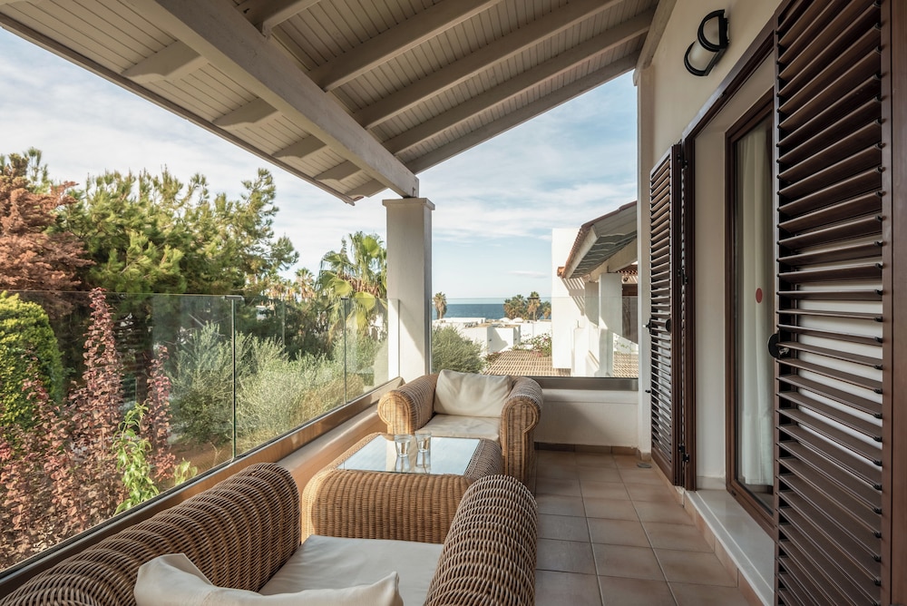 Annabelle Beach Resort - All Inclusive — Hotel rooms in Hersonissos