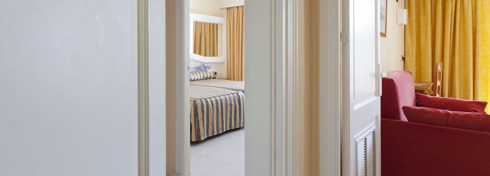 Playasol Hotel — Hotel rooms in Roquetas de Mar, Andalusia