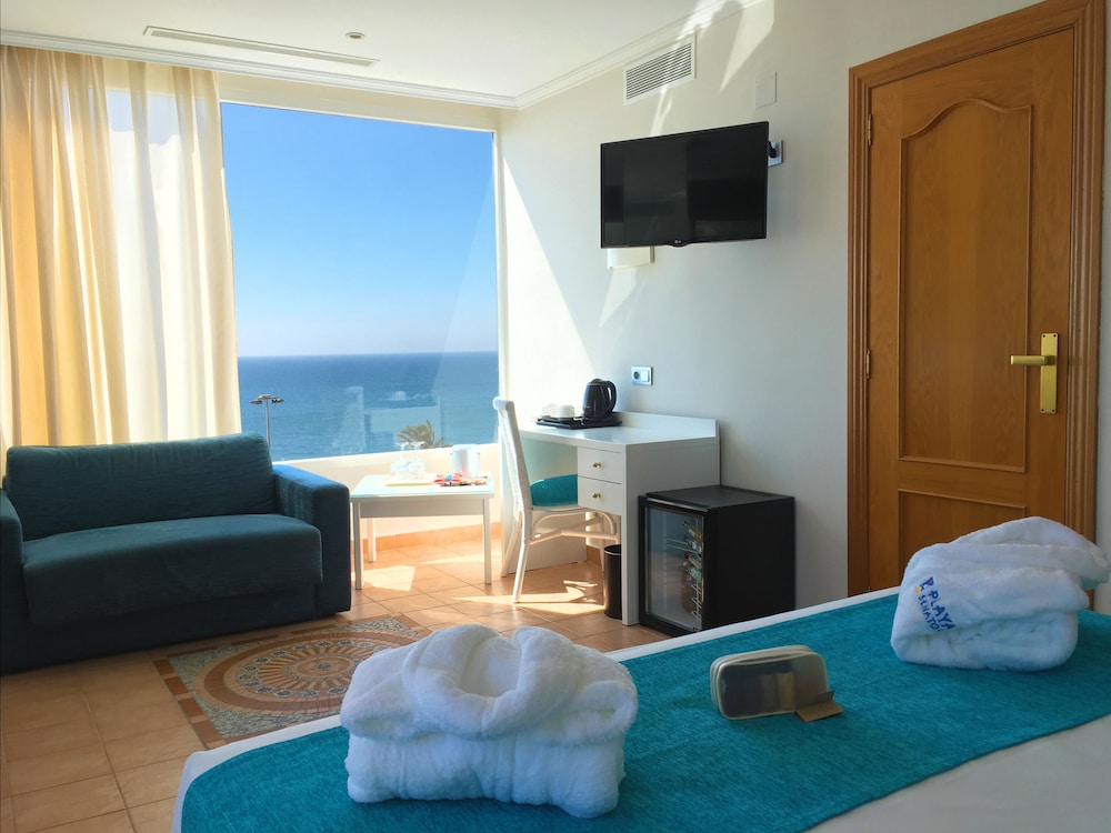 Playasol Hotel — Hotel rooms in Roquetas de Mar, Andalusia