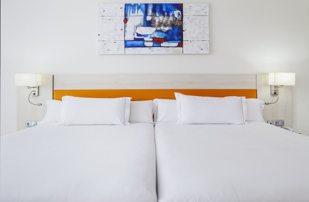 Playasol Hotel — Hotel rooms in Roquetas de Mar, Andalusia