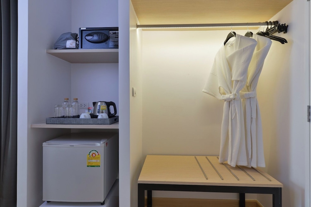Le D'Tel Bangkok — Hotel rooms in Bangkok, Bangkok