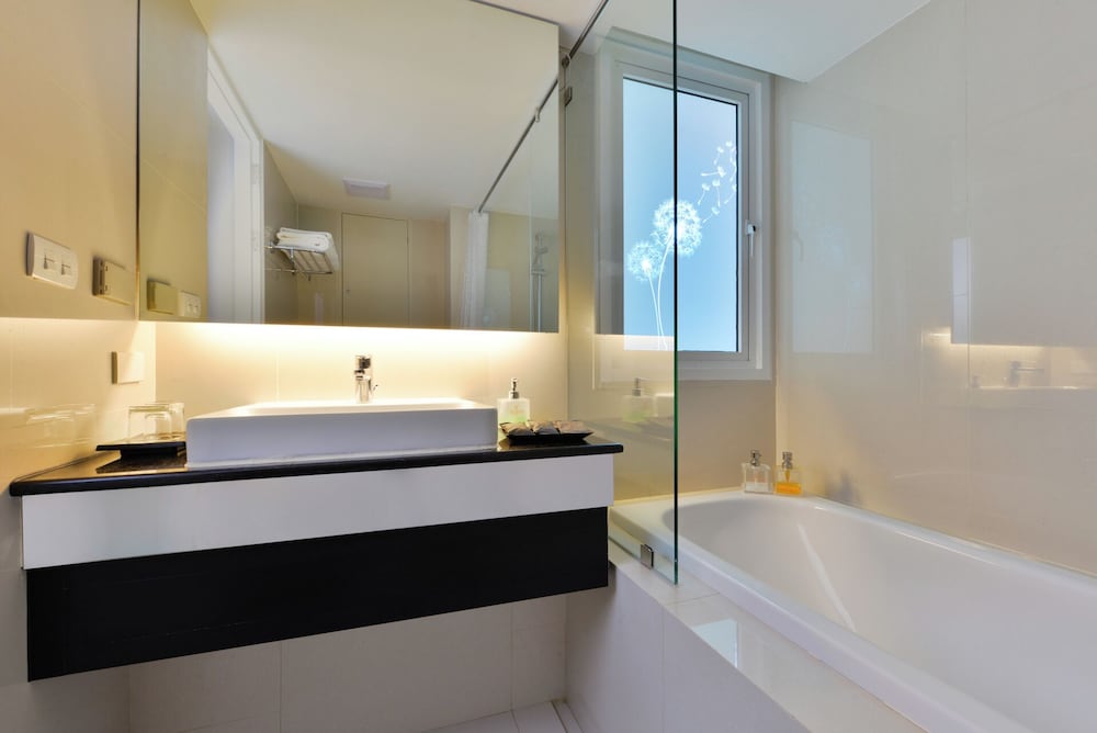 Le D'Tel Bangkok — Hotel rooms in Bangkok, Bangkok