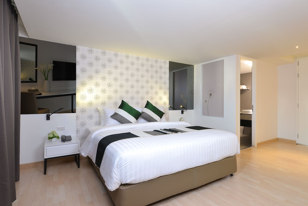 Le D'Tel Bangkok — Hotel rooms in Bangkok, Bangkok