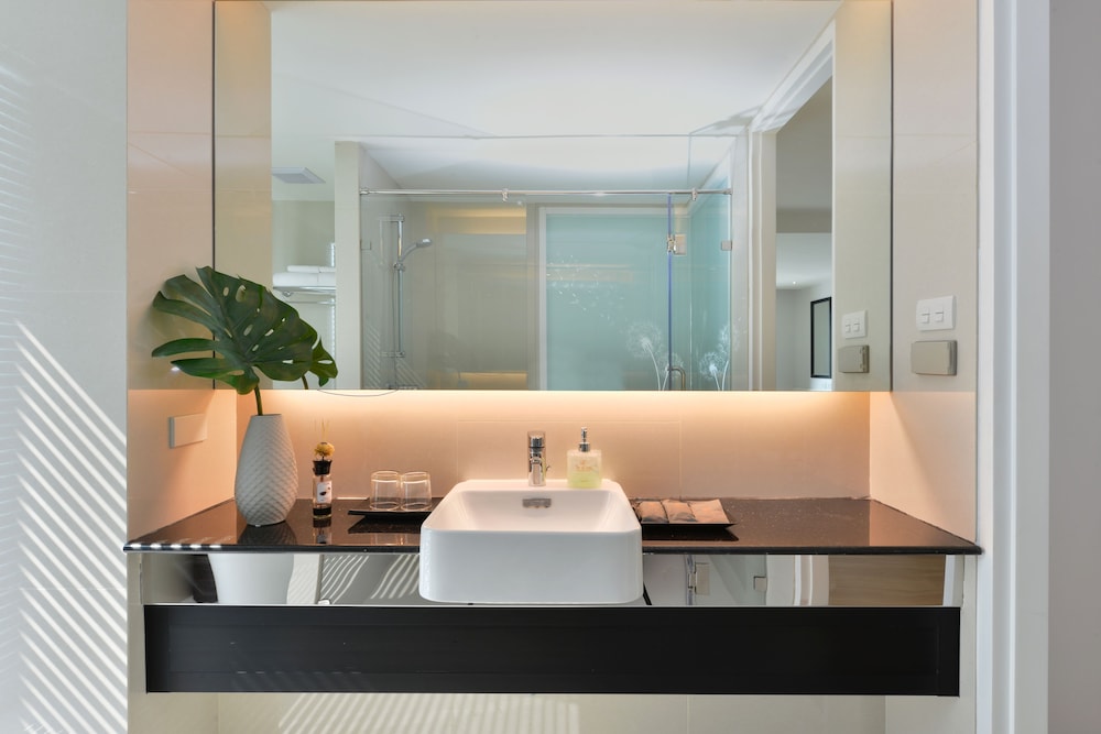 Le D'Tel Bangkok — Hotel rooms in Bangkok, Bangkok