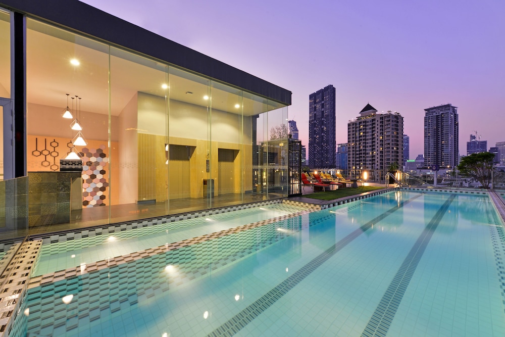 Le D'Tel Bangkok — Swimming pool in Bangkok, Bangkok