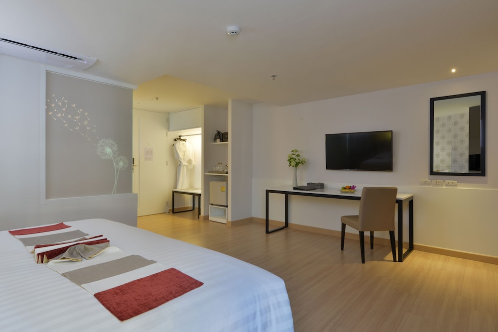 Le D'Tel Bangkok — Hotel rooms in Bangkok, Bangkok