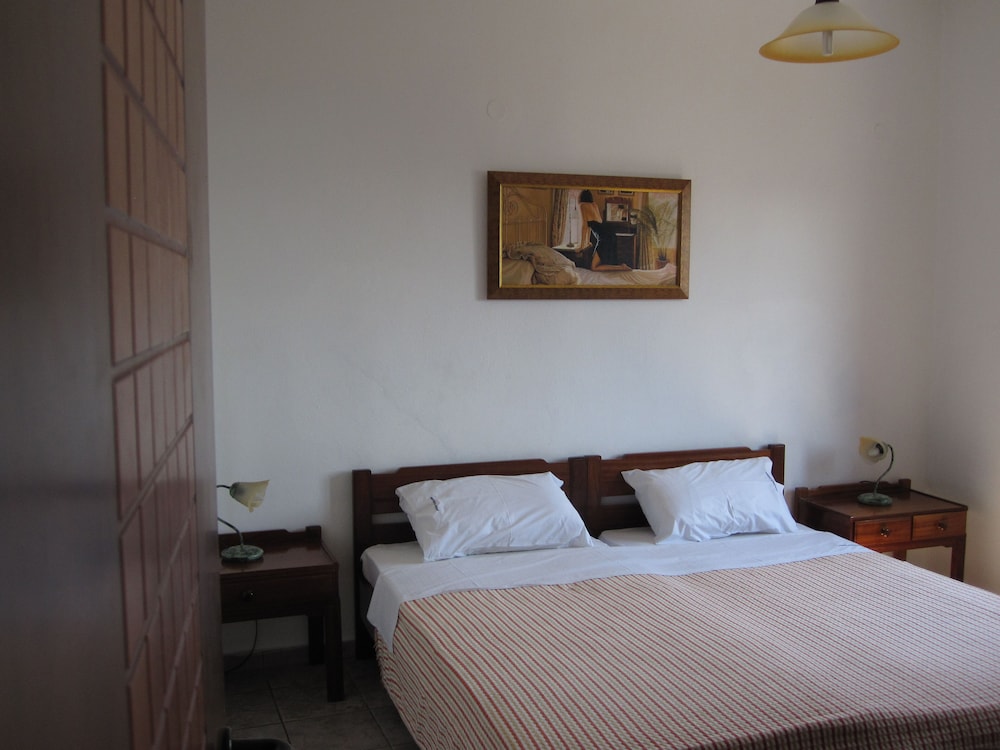 Amazones Villas Apartments — Hotel rooms in Stalida