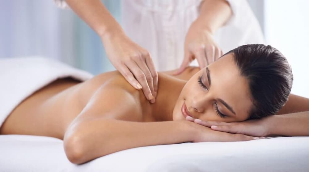 Amazones Villas Apartments — Spa in Stalida