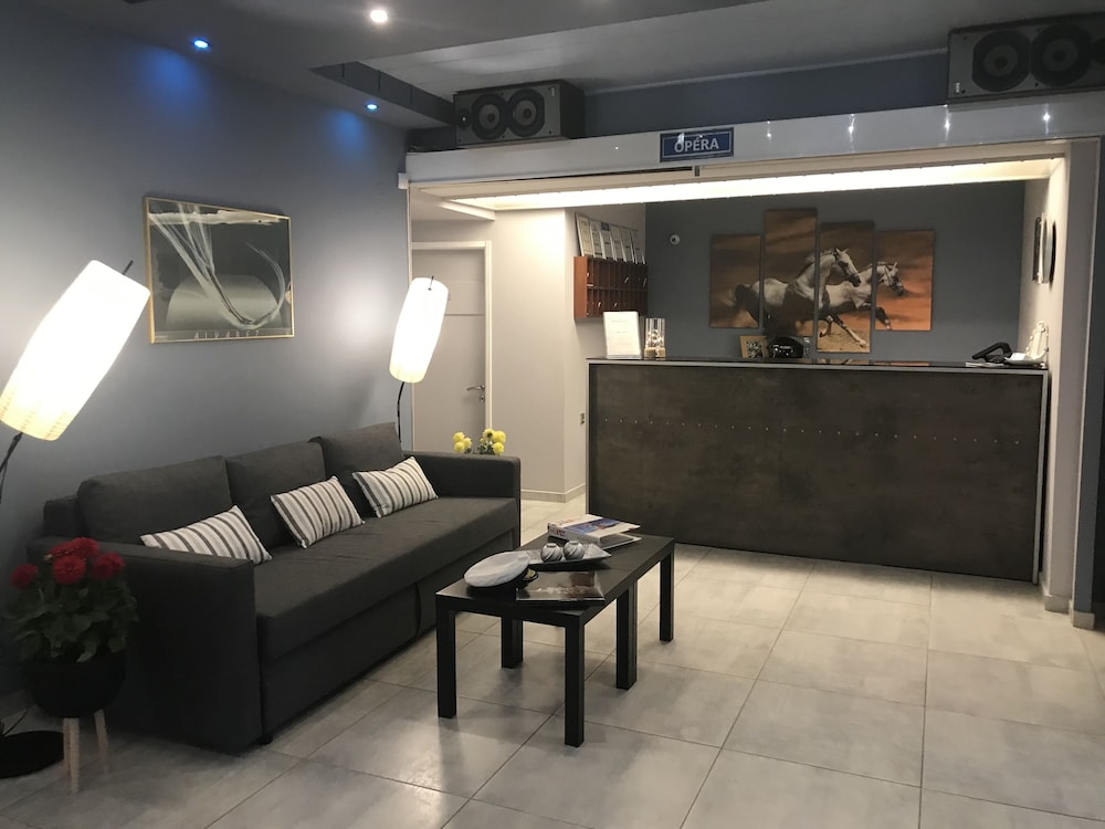 Amazones Villas Apartments — Hotel rooms in Stalida