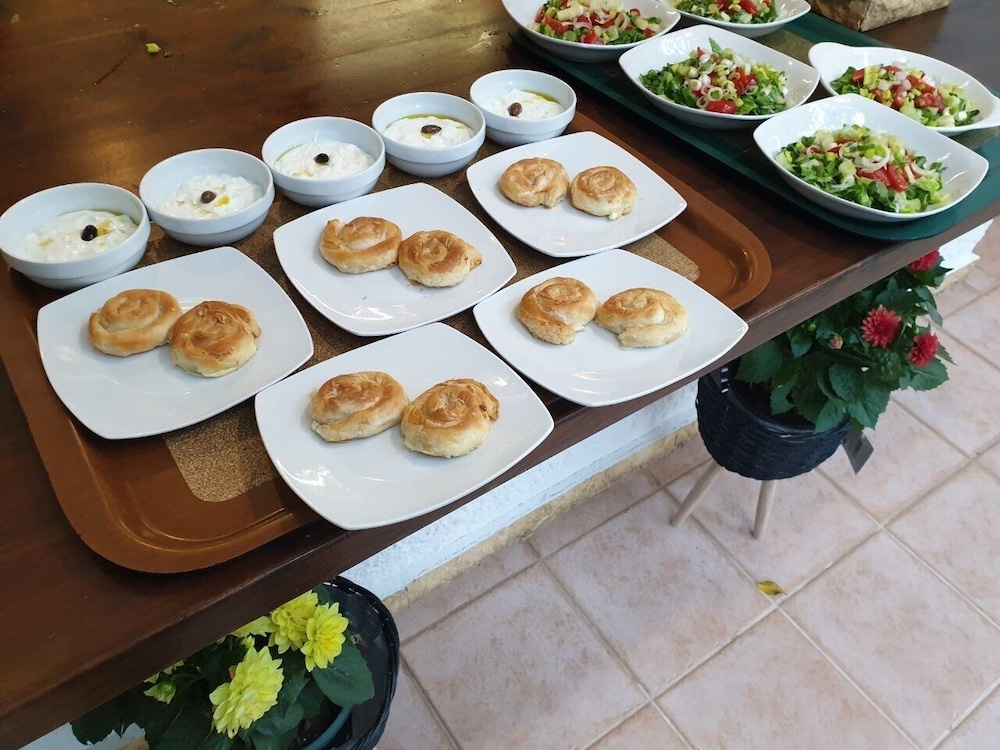 Amazones Villas Apartments — Restaurant & bars in Stalida
