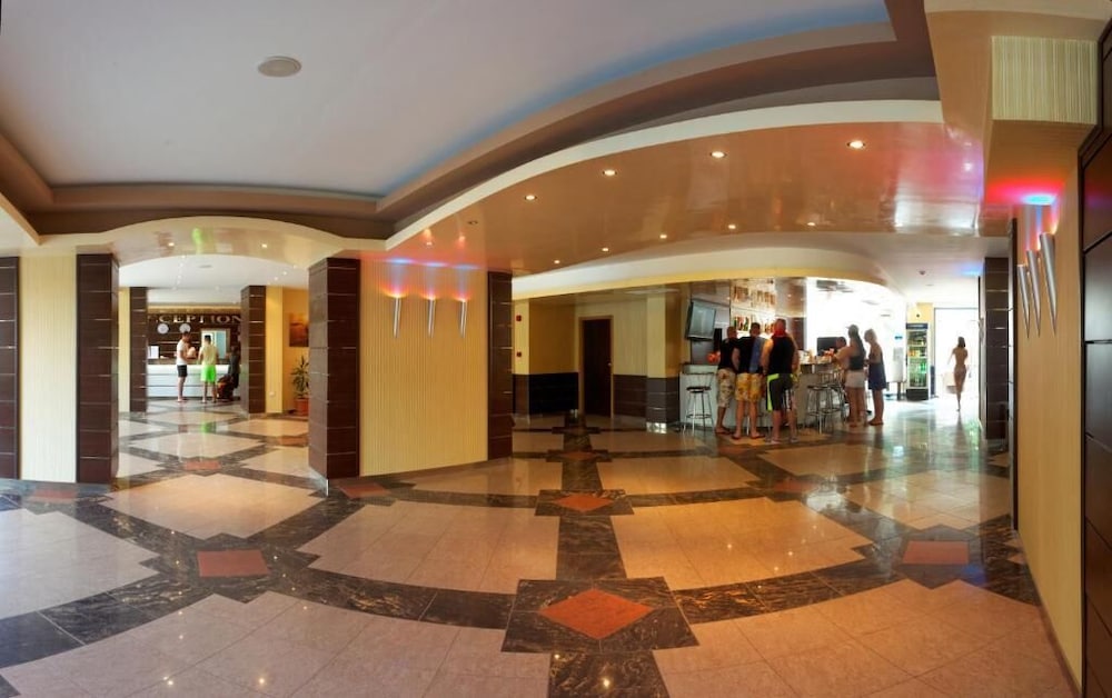 Regina Hotel — Restaurant & bars in Golden Sands, Varna Region