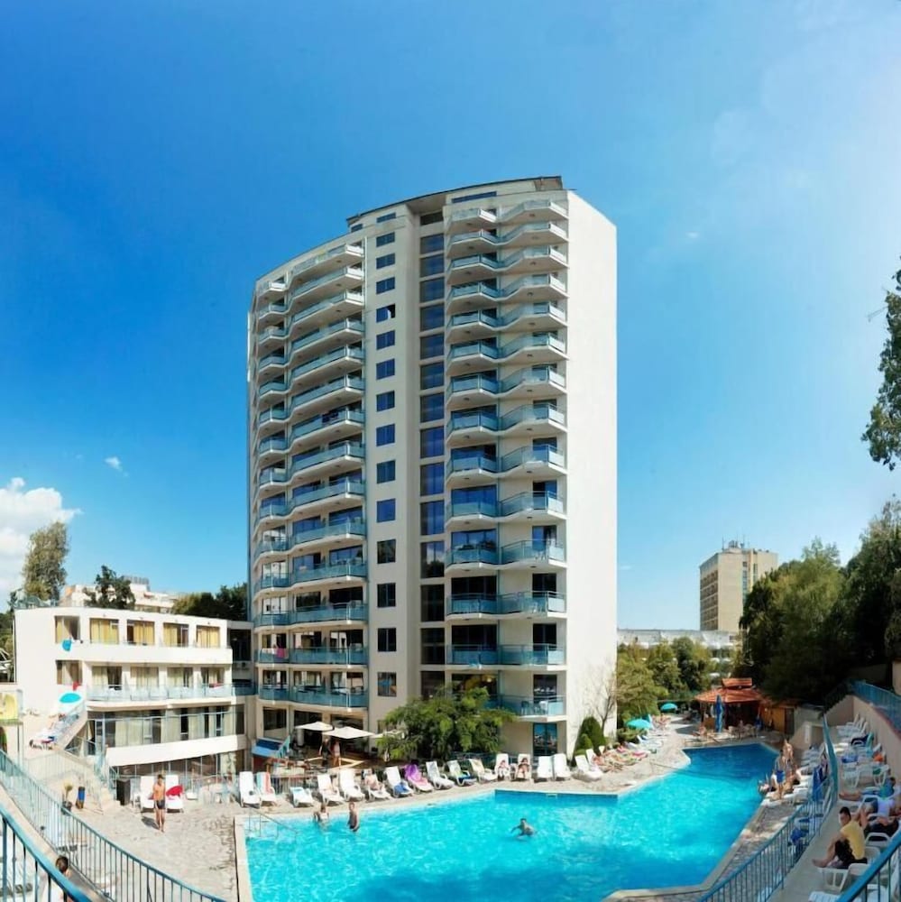 Regina Hotel — Main photo in Golden Sands, Varna Region
