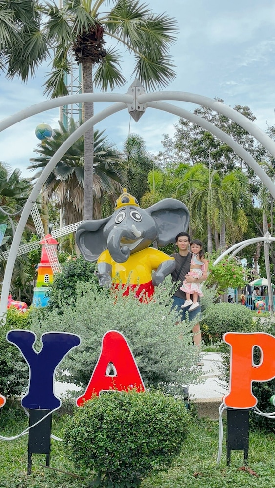 Pattaya Park Beach Resort — Attractions for children in Pattaya, Chonburi
