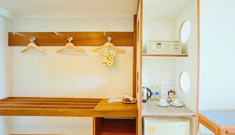 Pattaya Park Beach Resort — Hotel rooms in Pattaya, Chonburi