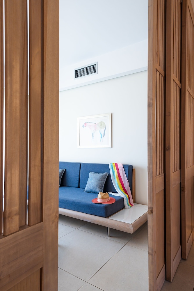 Silver Beach Hotel — Rooms in Platanias