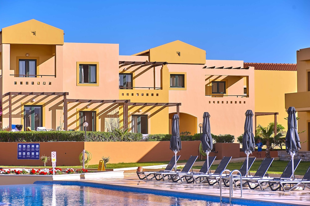 Silver Beach Hotel — Outdoor in Platanias