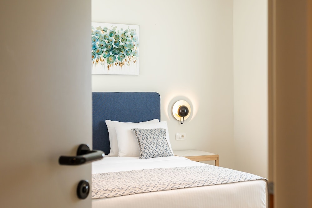 Silver Beach Hotel — Rooms in Platanias