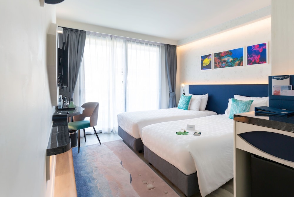 Hotel Clover Patong Phuket — Hotel rooms in Patong Beach, Phuket Province