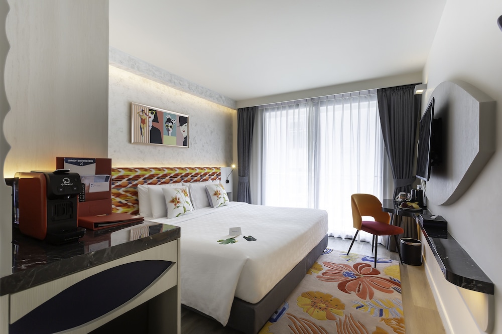 Hotel Clover Patong Phuket — Hotel rooms in Patong Beach, Phuket Province