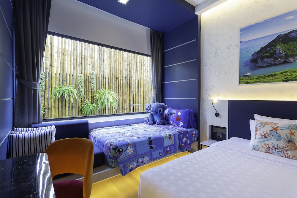Hotel Clover Patong Phuket — Hotel rooms in Patong Beach, Phuket Province