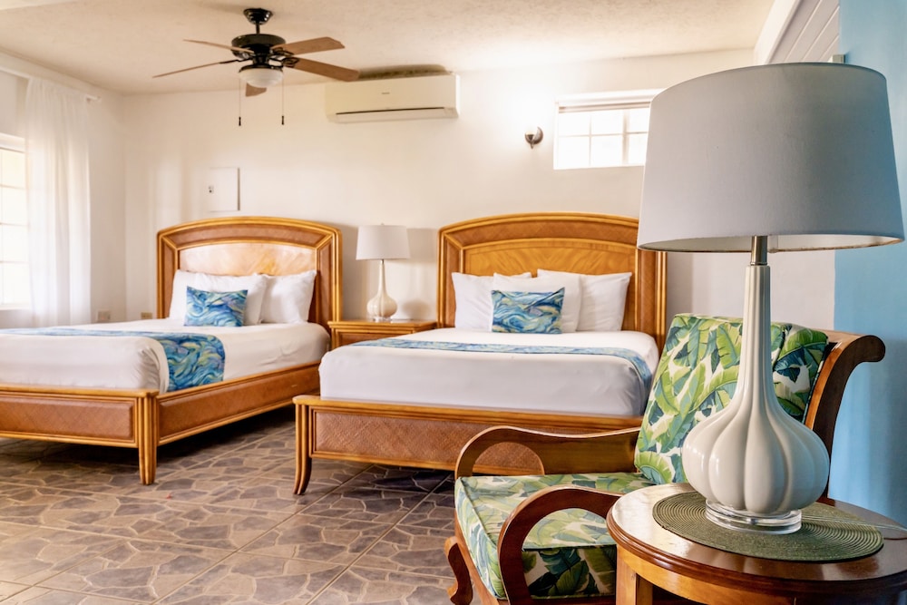 The Westender Inn — Hotel rooms in Negril