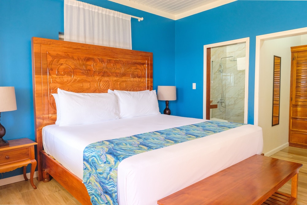 The Westender Inn — Hotel rooms in Negril