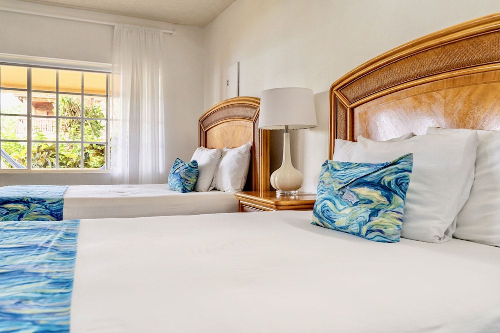 The Westender Inn — Hotel rooms in Negril