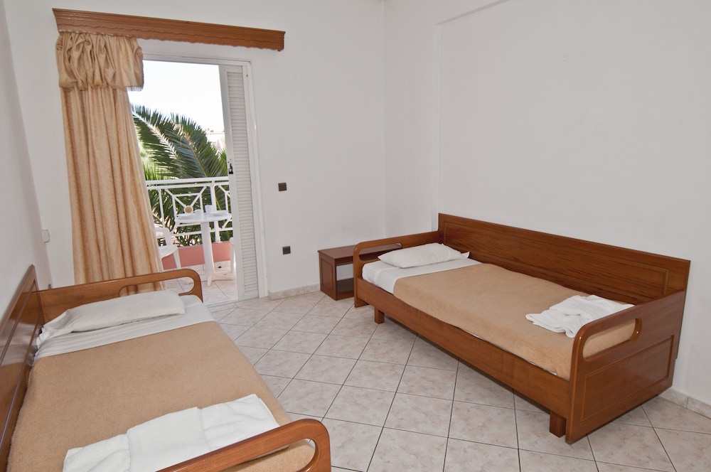 Angelina Hotel & Apartments — Hotel rooms in Sidari, Ionian Islands