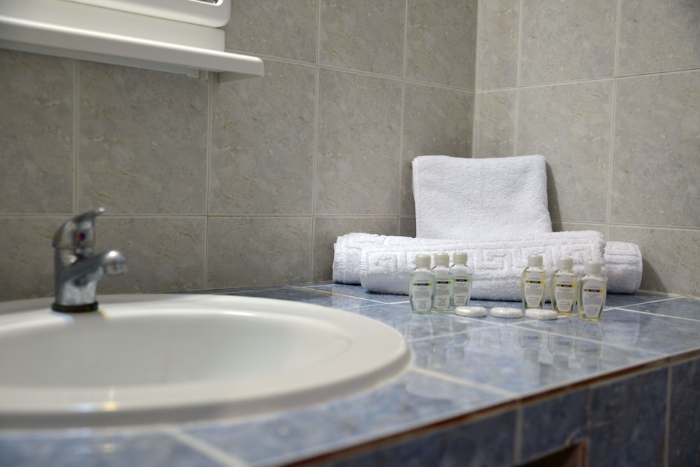 Angelina Hotel & Apartments — Hotel rooms in Sidari, Ionian Islands