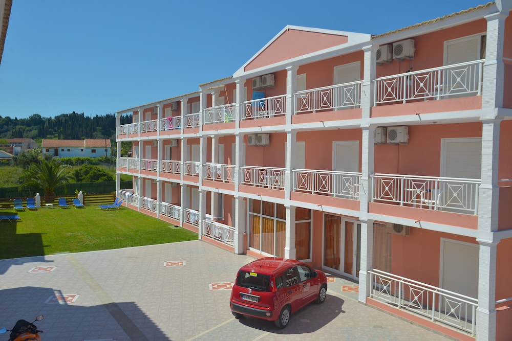Angelina Hotel & Apartments — Hotel building in Sidari, Ionian Islands