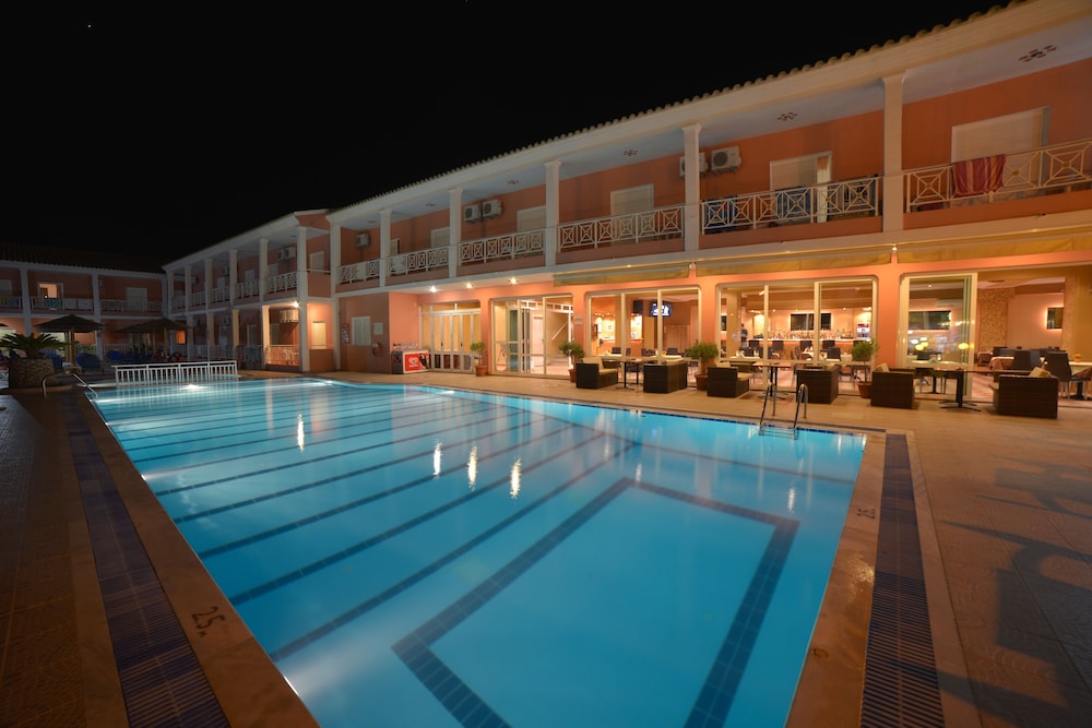 Angelina Hotel & Apartments — Hotel building in Sidari, Ionian Islands