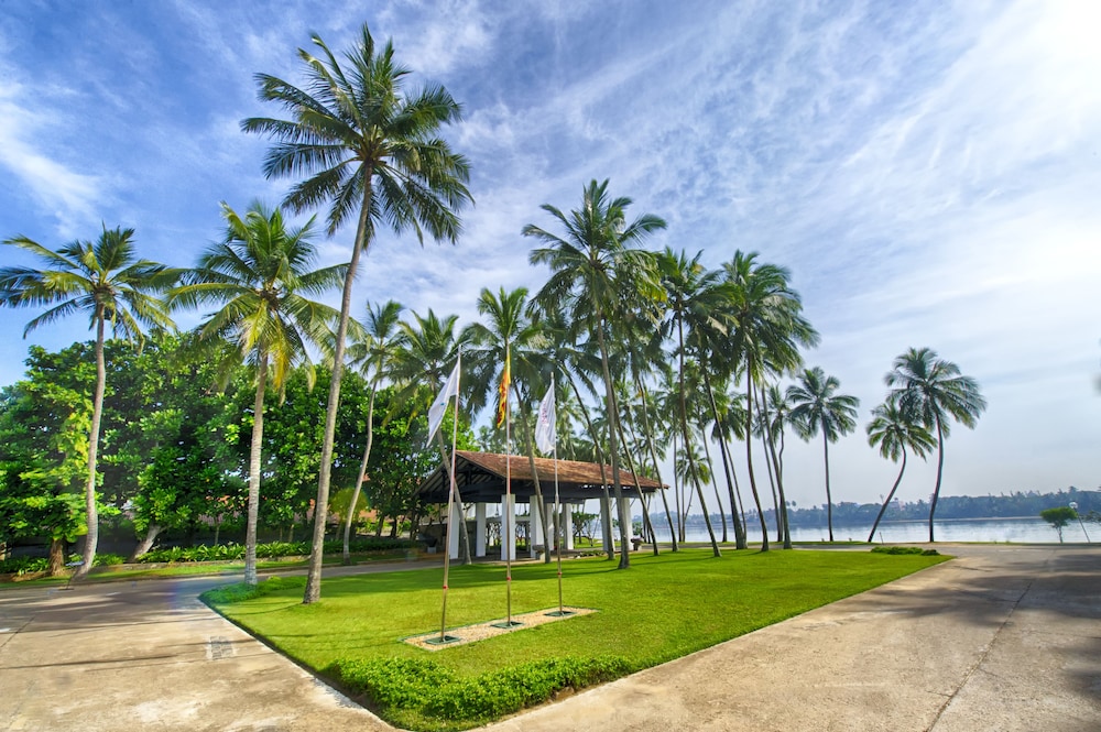 Avani Kalutara Resort — Attractions in the area in Kalutara