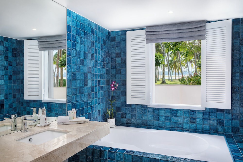 Avani Kalutara Resort — Hotel rooms in Kalutara
