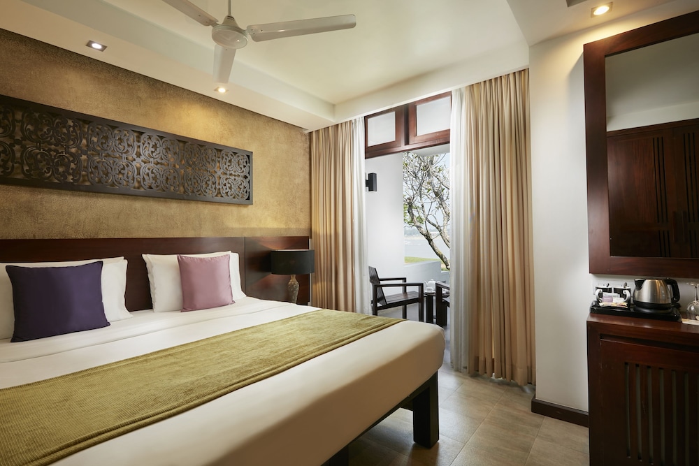 Avani Kalutara Resort — Hotel rooms in Kalutara
