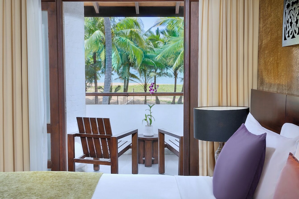 Avani Kalutara Resort — Hotel rooms in Kalutara