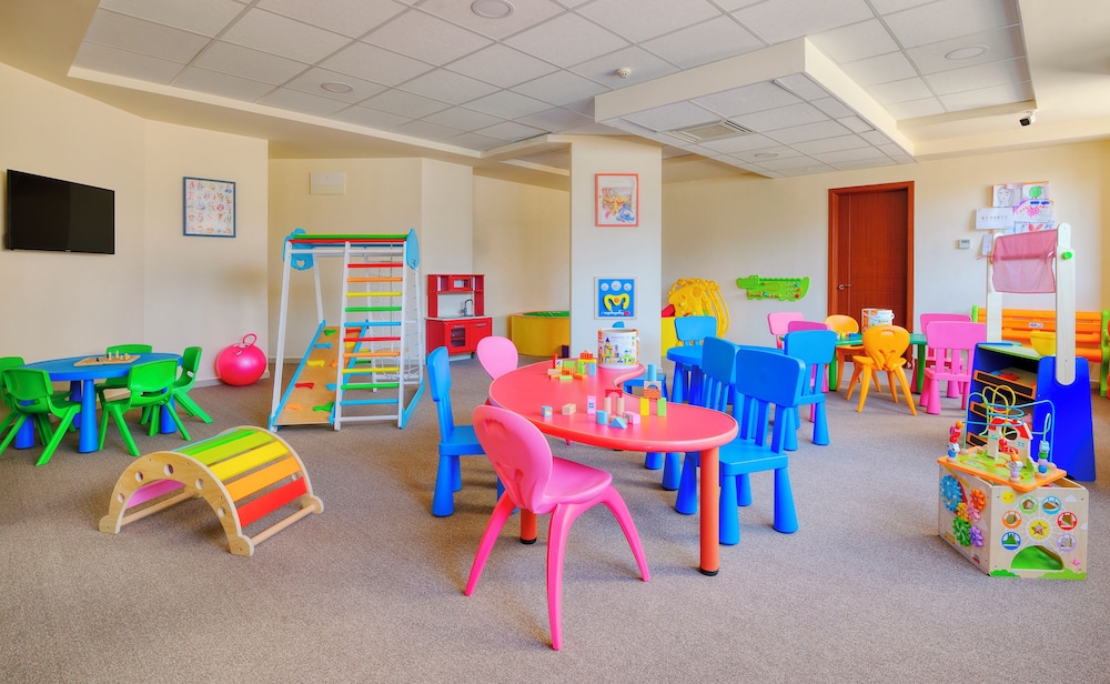 Apart Hotel Golden Line — Attractions for children in Golden Sands, Varna Region