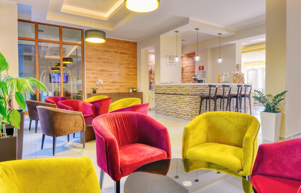 Apart Hotel Golden Line — Restaurant & bars in Golden Sands, Varna Region