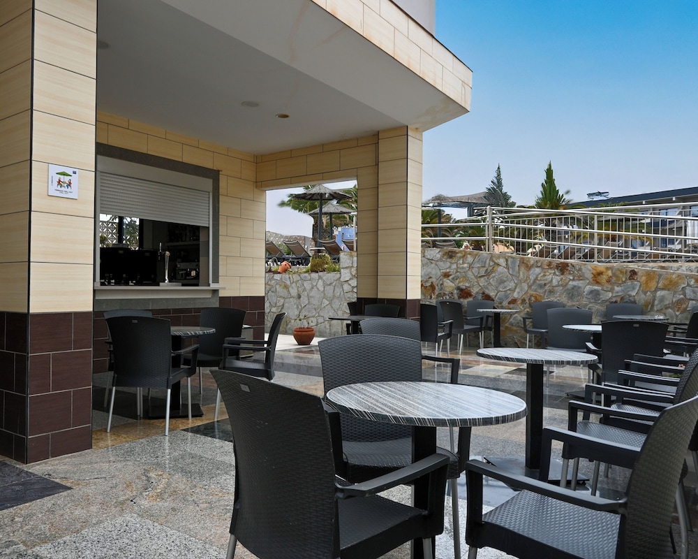 Kn Hotel Matas Blancas - Adults Only — Restaurant & bars in Costa Calma, Canary Islands