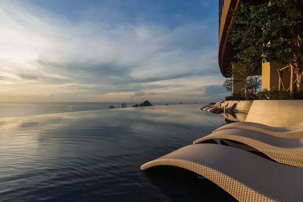 Holiday Inn Resort Vana Nava Hua Hin by IHG — Swimming pool in Hua Hin, Prachuap Khiri Khan