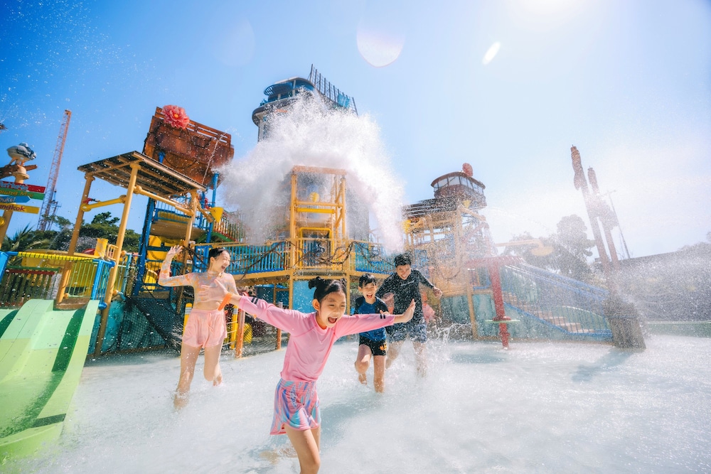 Holiday Inn Resort Vana Nava Hua Hin by IHG — Swimming pool in Hua Hin, Prachuap Khiri Khan