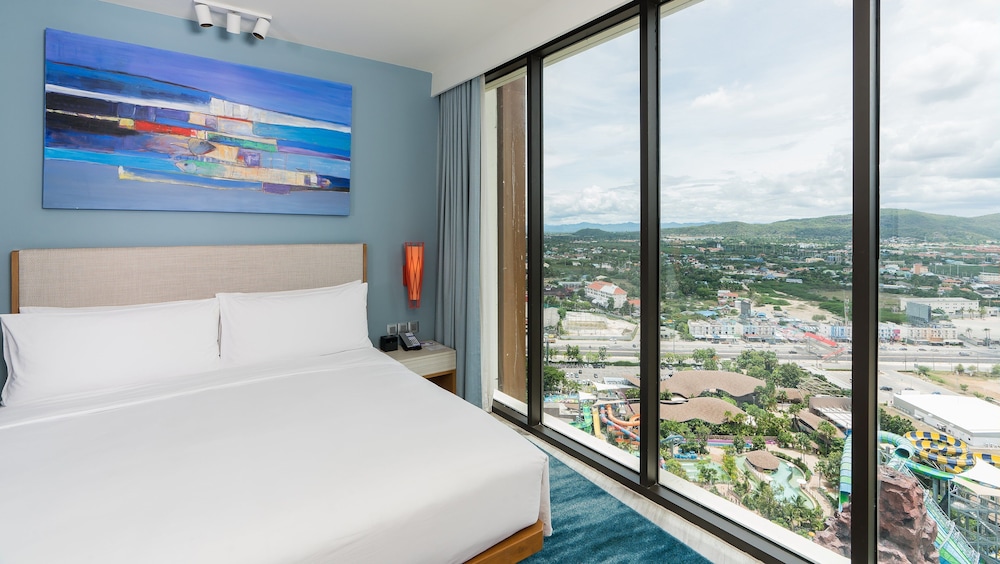 Holiday Inn Resort Vana Nava Hua Hin by IHG — Hotel rooms in Hua Hin, Prachuap Khiri Khan