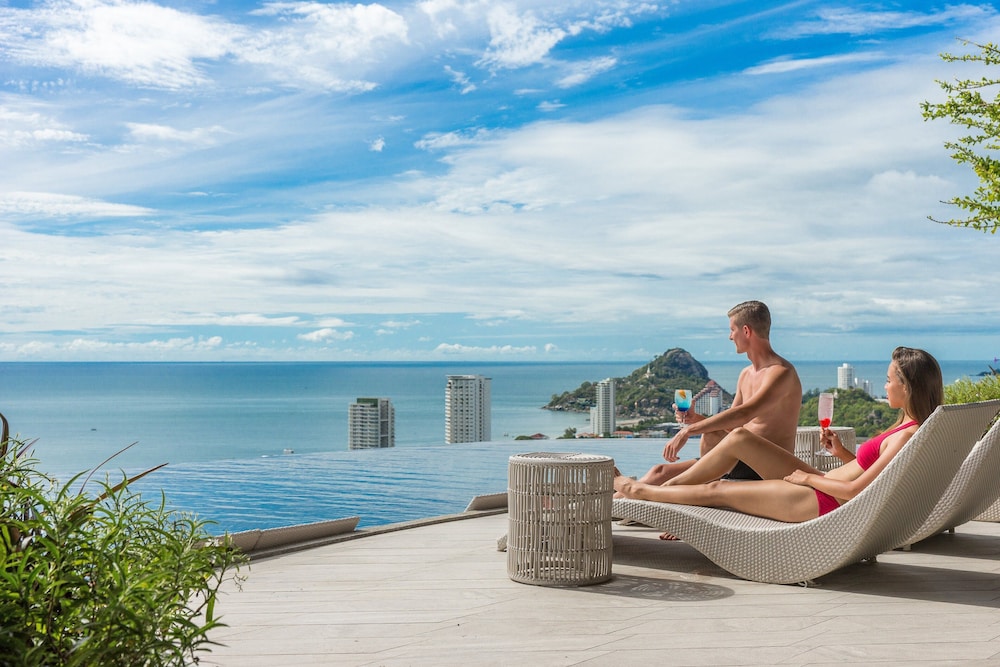 Holiday Inn Resort Vana Nava Hua Hin by IHG — Swimming pool in Hua Hin, Prachuap Khiri Khan
