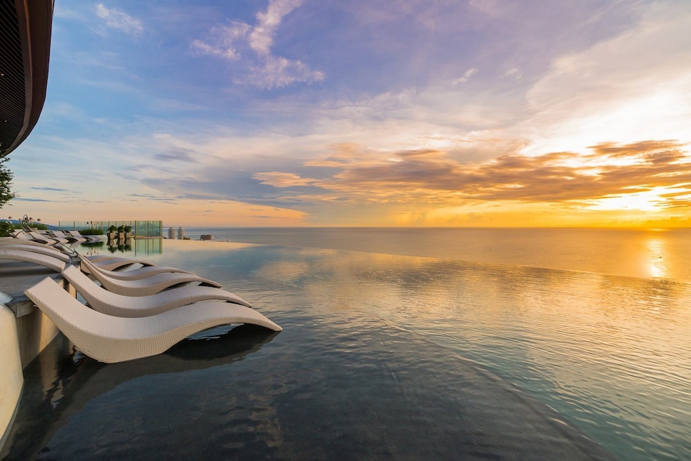 Holiday Inn Resort Vana Nava Hua Hin by IHG — Swimming pool in Hua Hin, Prachuap Khiri Khan