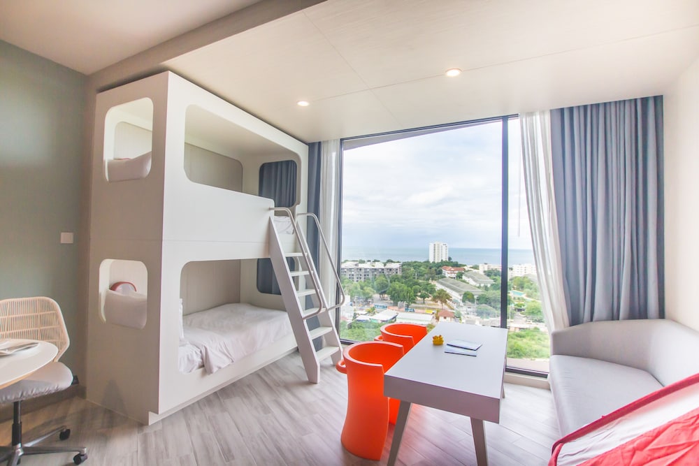 Holiday Inn Resort Vana Nava Hua Hin by IHG — Hotel rooms in Hua Hin, Prachuap Khiri Khan