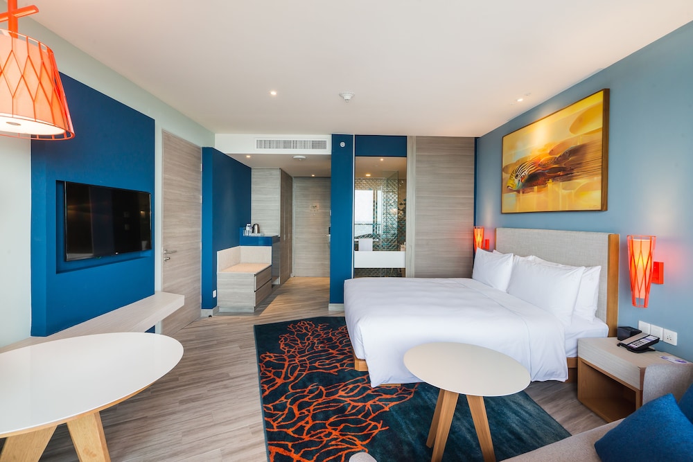 Holiday Inn Resort Vana Nava Hua Hin by IHG — Hotel rooms in Hua Hin, Prachuap Khiri Khan
