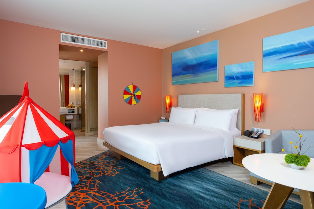 Holiday Inn Resort Vana Nava Hua Hin by IHG — Hotel rooms in Hua Hin, Prachuap Khiri Khan