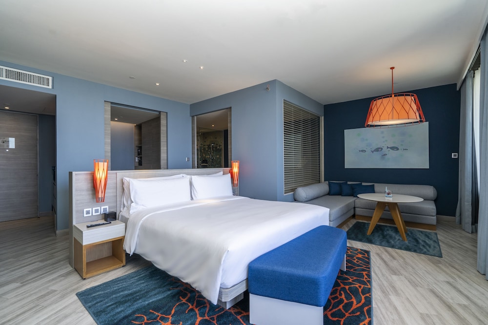 Holiday Inn Resort Vana Nava Hua Hin by IHG — Hotel rooms in Hua Hin, Prachuap Khiri Khan